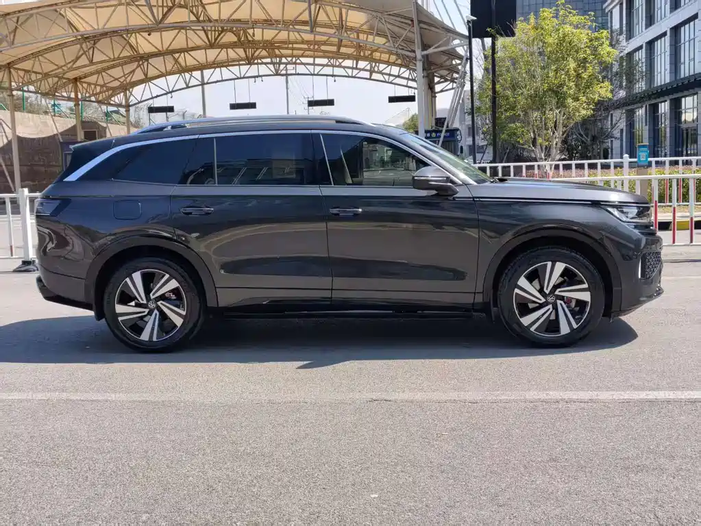 Lanxun 2023 380TSI four-wheel drive R-Line cruise version купить на сайте DeffCars