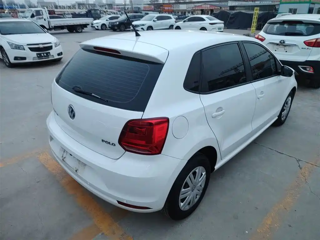 Polo 2016 1.4L automatic fashion model купить на сайте DeffCars
