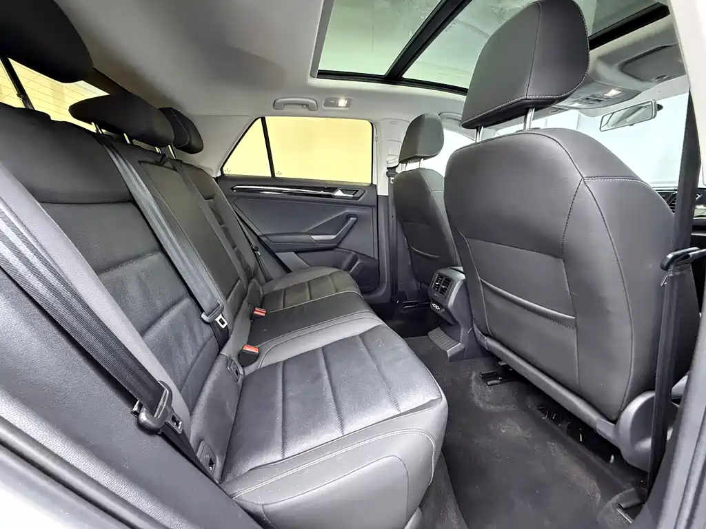 T-ROC 2022 model 280TSI DSG two-wheel drive comfort PLUS купить на сайте DeffCars