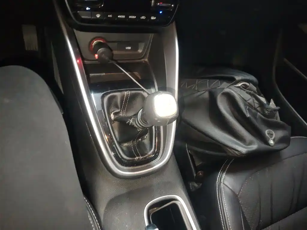 Baojun 510 2017 1.5L manual fashion model купить на сайте DeffCars