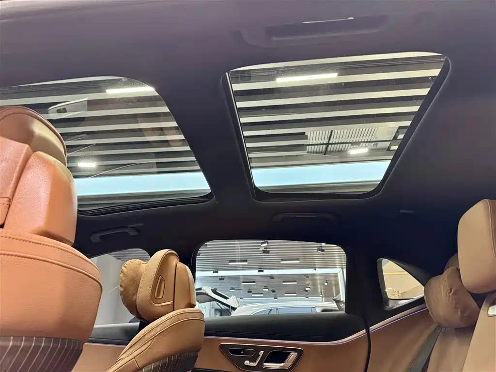 Mercedes-Benz E-Class 2024 E 300 L Luxury Model купить на сайте DeffCars