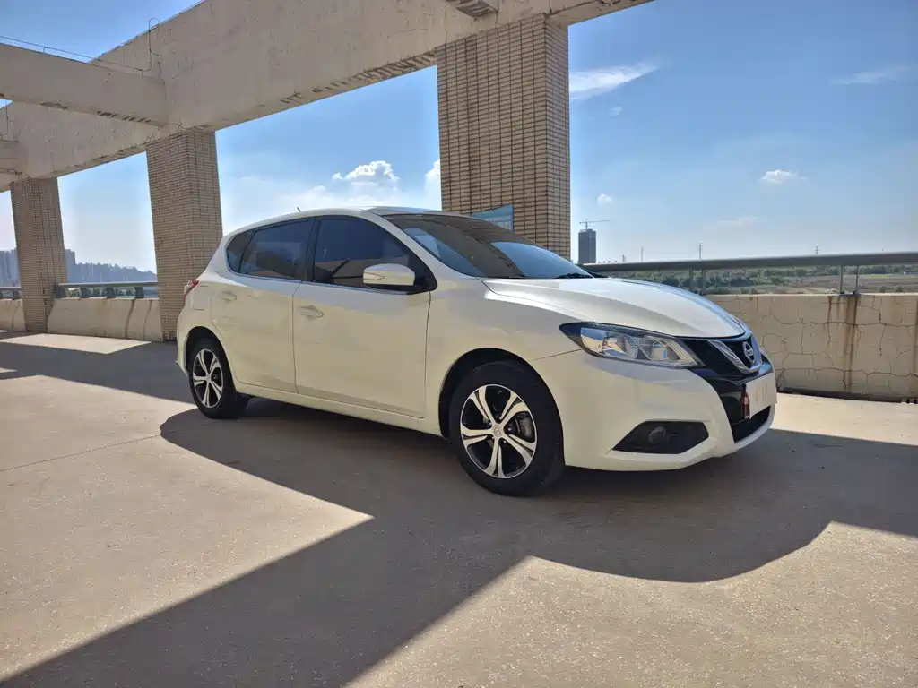 Tiida 2020 1.6L CVT Smart Travel Edition купить на сайте DeffCars