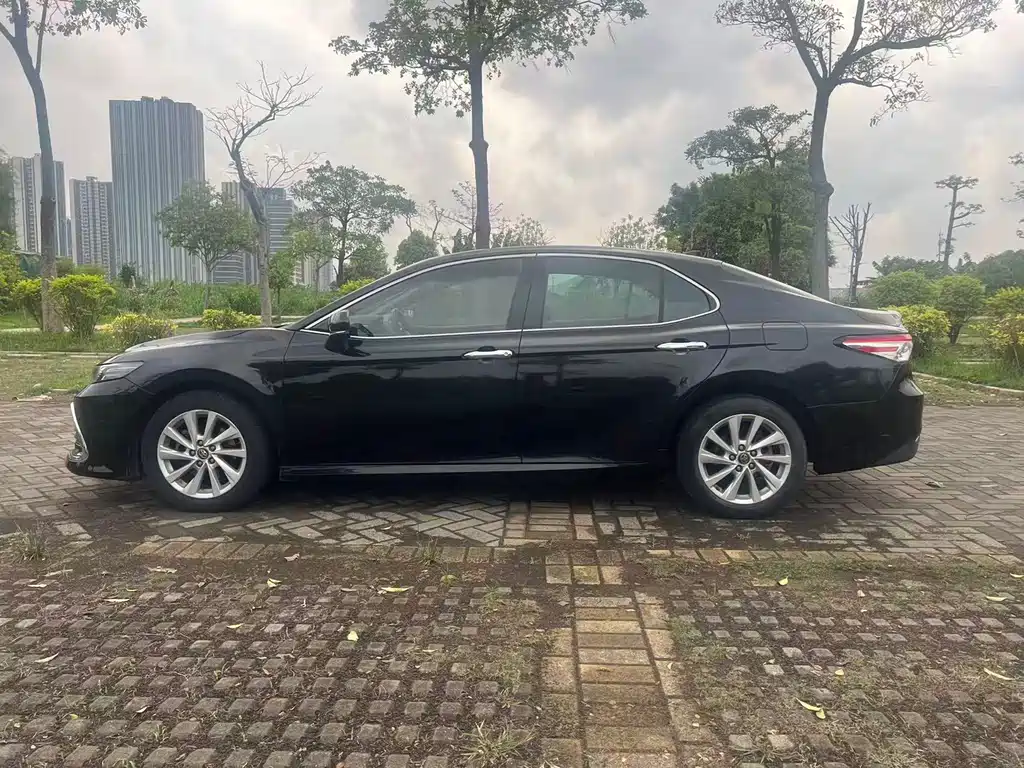 Camry 2021 2.0G Deluxe Edition купить на сайте DeffCars