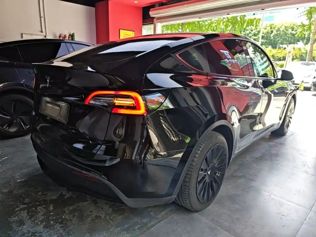 Model Y 2022 modified rear-wheel drive version купить на сайте DeffCars