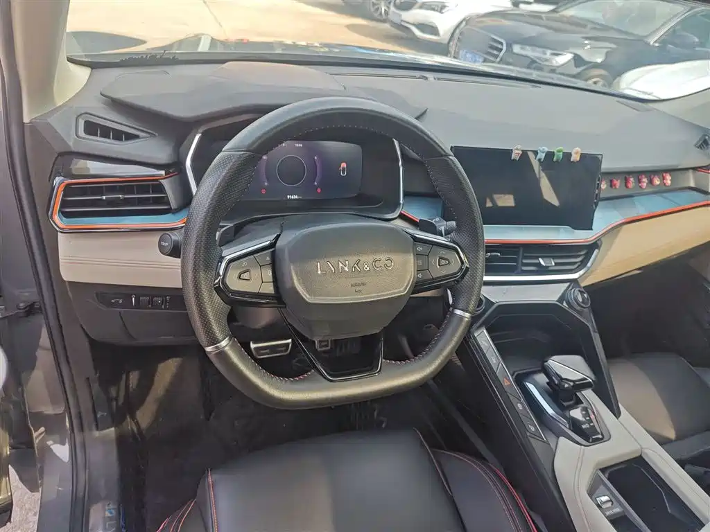 Lynk & Co 06 2020 1.5T Yao Halo купить на сайте DeffCars