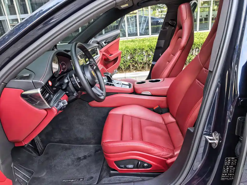 Panamera 2023 Panamera 4 Executive Extended Edition 2.9T купить на сайте DeffCars