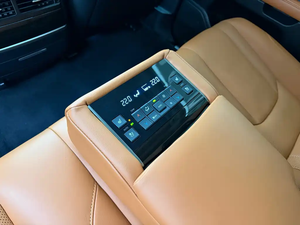 Lexus LX 2019 570 Premium Luxury Edition купить на сайте DeffCars