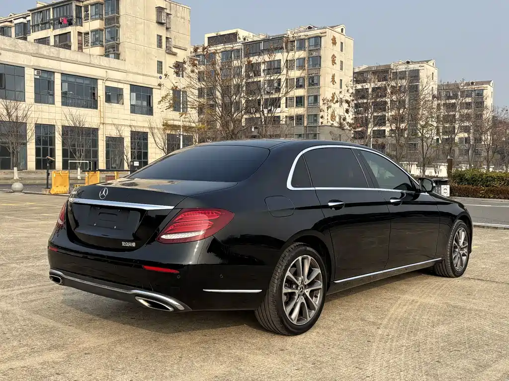 Mercedes-Benz E-Class 2018 E 300 L Luxury Model купить на сайте DeffCars