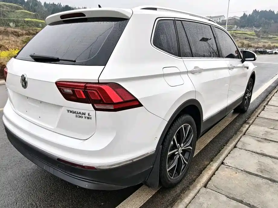 Tiguan L 2020 330TSI automatic two-wheel drive smart luxury version National VI купить на сайте DeffCars