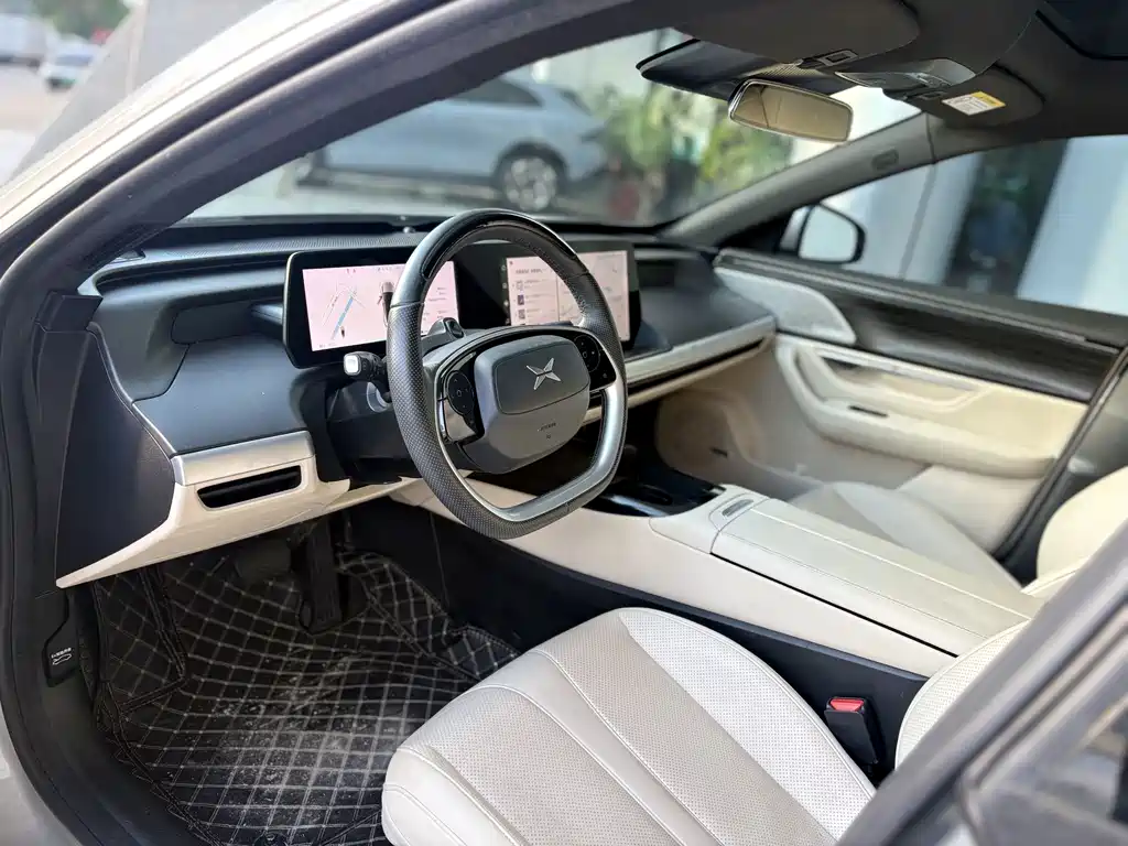XPeng P7 2020 Model 670E купить на сайте DeffCars