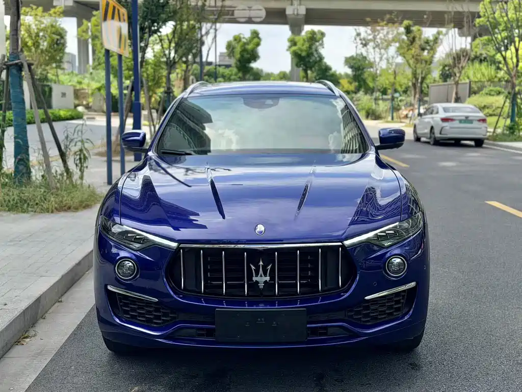 Levante 2020 3.0T Deluxe Edition купить на сайте DeffCars