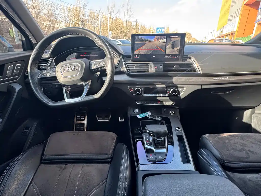 Audi Q5L 2024 45 TFSI luxury and dynamic model купить на сайте DeffCars
