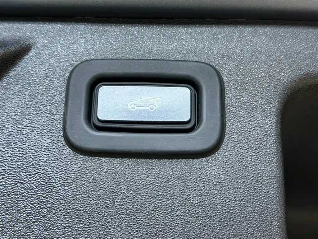 Discovery Sport 2022 249PS R-Dynamic S Performance Edition 5-seater купить на сайте DeffCars