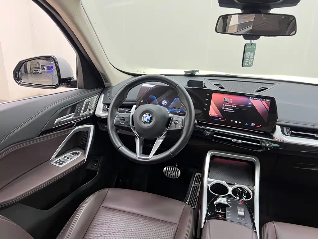 BMW X1 2023 sDrive25Li X Design Package купить на сайте DeffCars