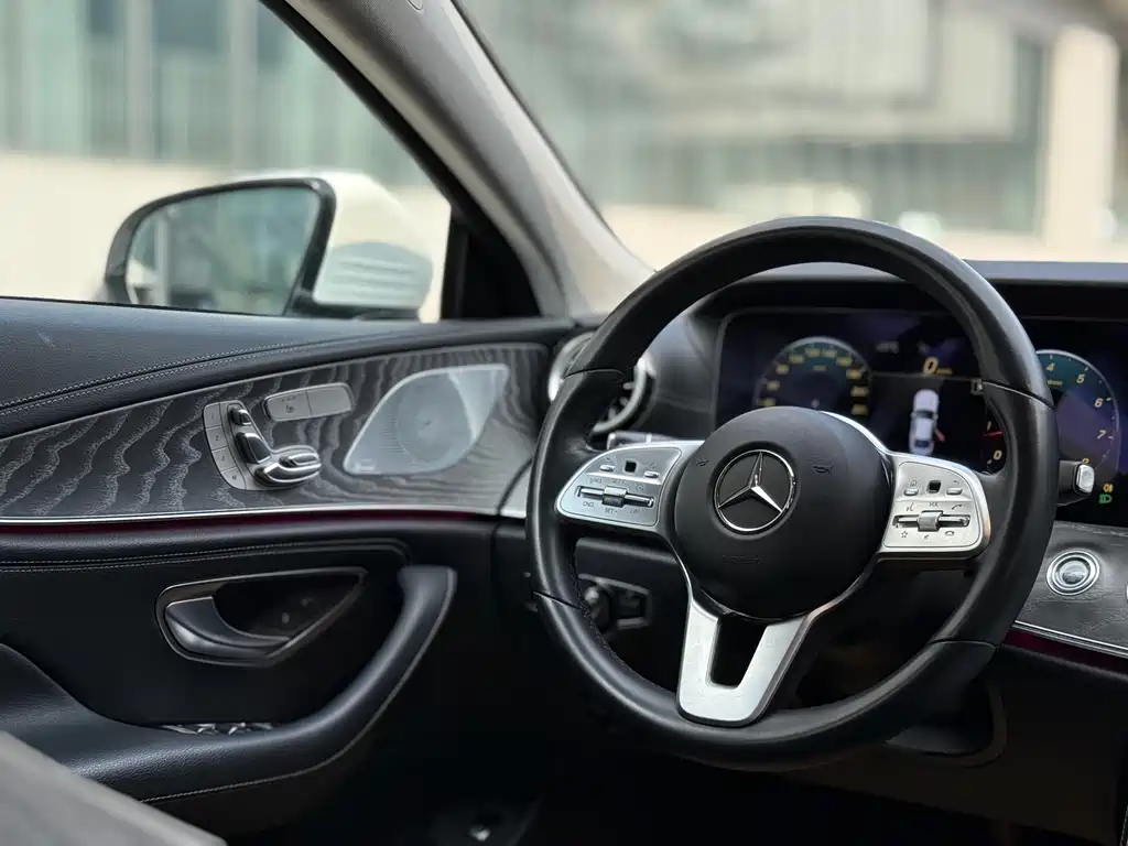 Mercedes-Benz CLS 2021 CLS 300 Dynamic купить на сайте DeffCars