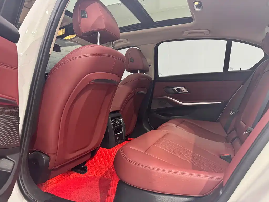 BMW 3 Series 2023 320Li M Sports Package купить на сайте DeffCars
