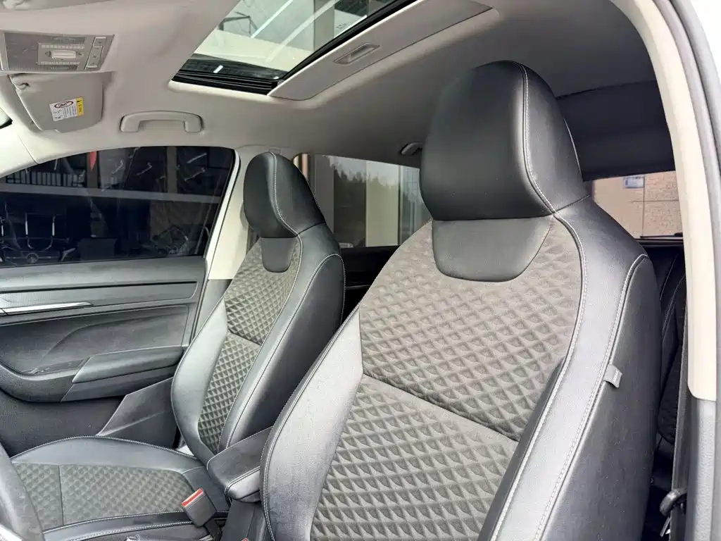 Komic 2020 1.5L automatic comfort version купить на сайте DeffCars