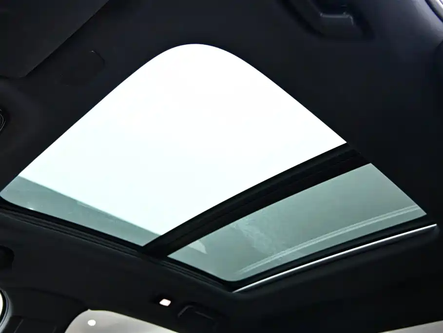 Volvo S90 plug-in hybrid 2025 plug-in hybrid four-wheel drive long range Zhiya luxury version купить на сайте DeffCars