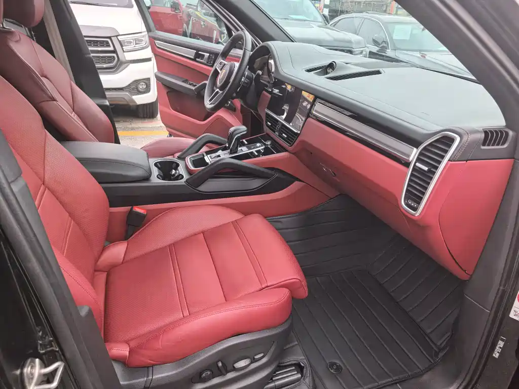 Cayenne 2023 Cayenne 3.0T Platinum Edition купить на сайте DeffCars