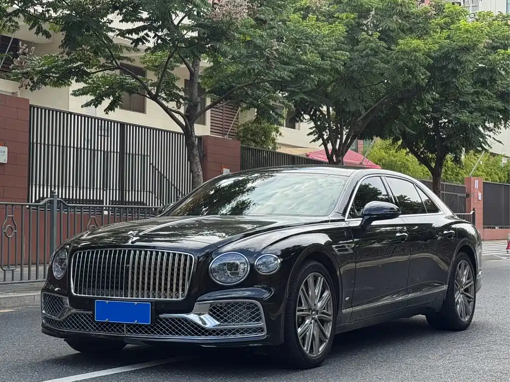 Flying Spur 2022 4.0T V8 Standard Edition купить на сайте DeffCars