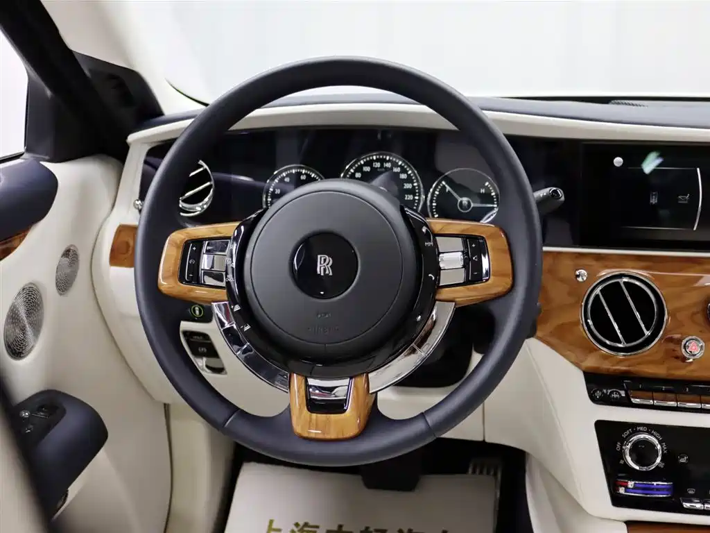 Ghost 2021 6.7T standard wheelbase version купить на сайте DeffCars