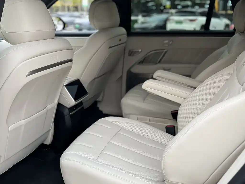 Ledo L90 2025 Max six-seater version купить на сайте DeffCars