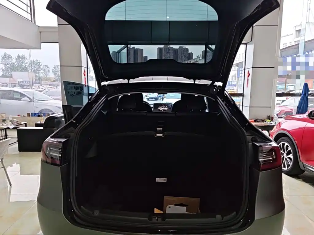 Model Y 2022 facelift rear-wheel drive version купить на сайте DeffCars