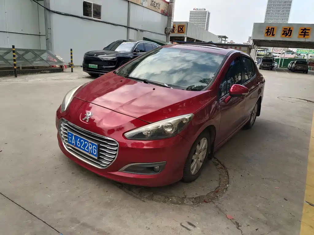 Peugeot 308 2012 1.6L automatic fashion model купить на сайте DeffCars