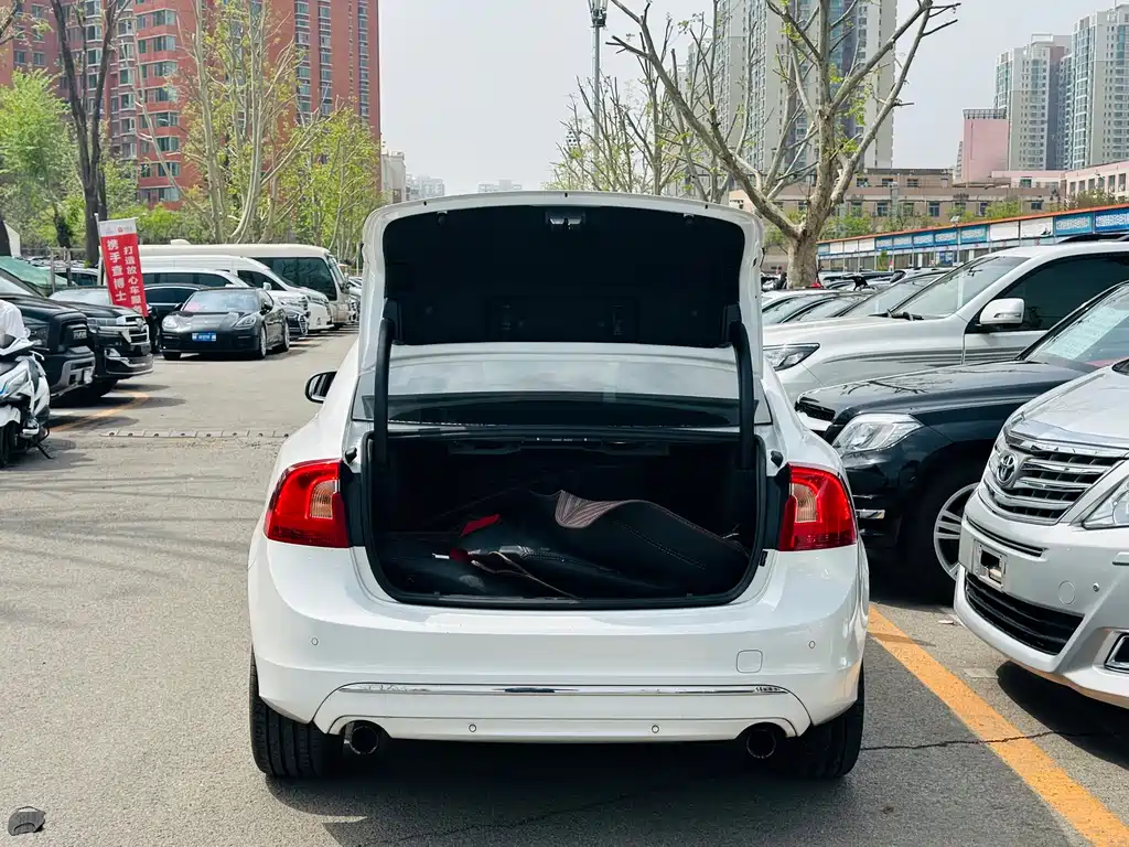 Volvo S60 2018 S60L T5 Zhiyu Enterprising Edition купить на сайте DeffCars