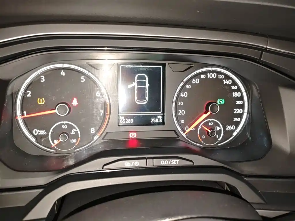 Polo 2019 Plus 1.5L Automatic Panoramic Enjoyment Edition купить на сайте DeffCars