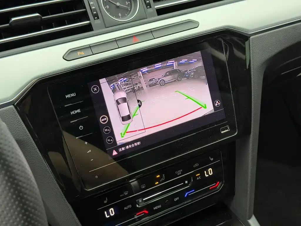 Magotan 2023 2 million commemorative edition 280TSI DSG comfort model купить на сайте DeffCars