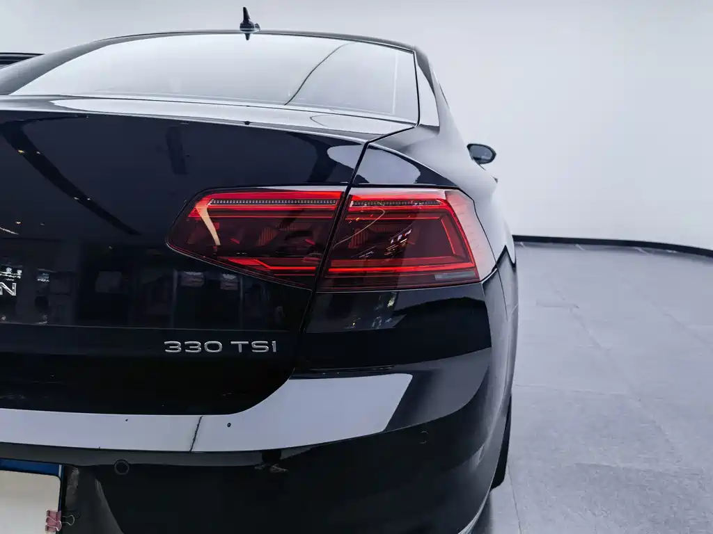 Magotan 2021 330TSI DSG 30th Anniversary Edition купить на сайте DeffCars