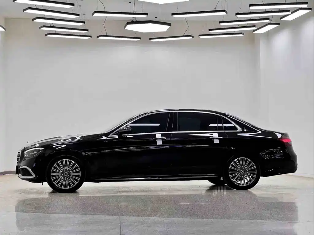 Mercedes E-Class 2023 E300L Sport Luxury Edition купить на сайте DeffCars
