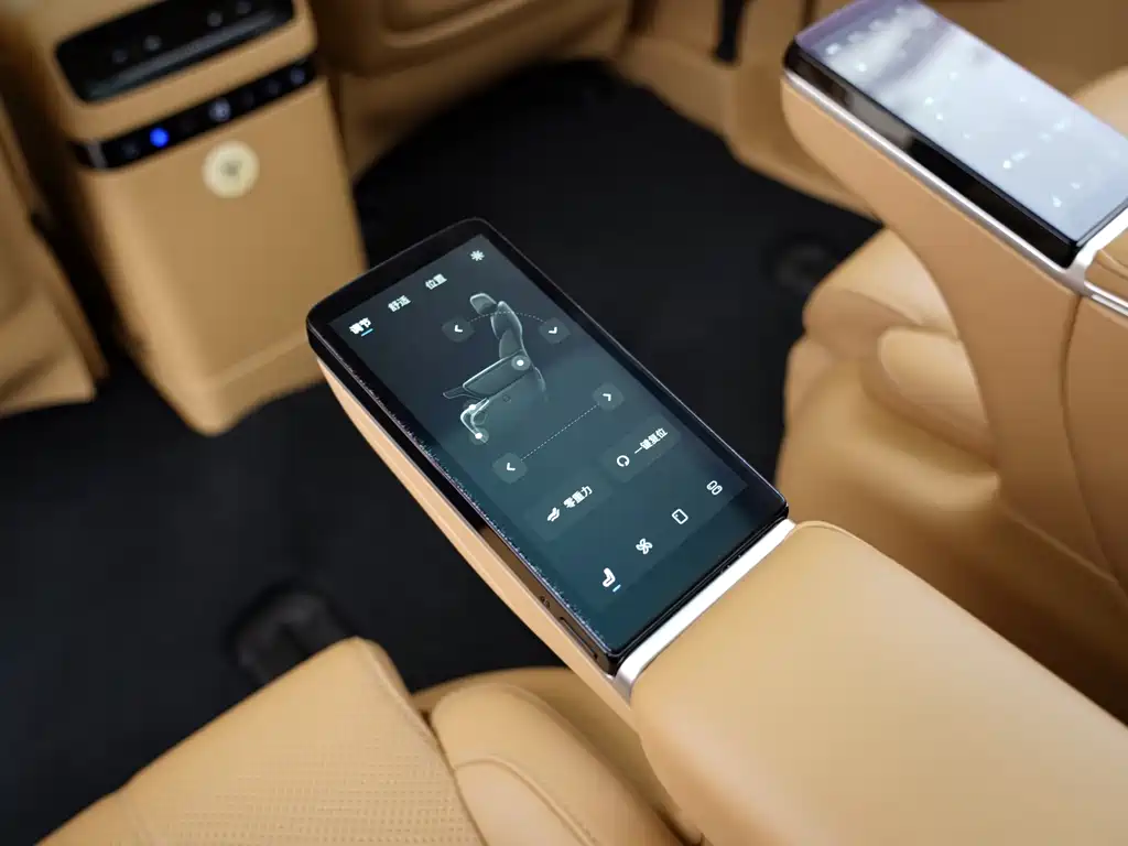 Lantu Dreamer 2025 PHEV four-wheel drive flagship Kunpeng version купить на сайте DeffCars