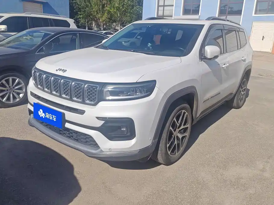 Grand Commander 2022 2.0T four-wheel drive luxury version купить на сайте DeffCars