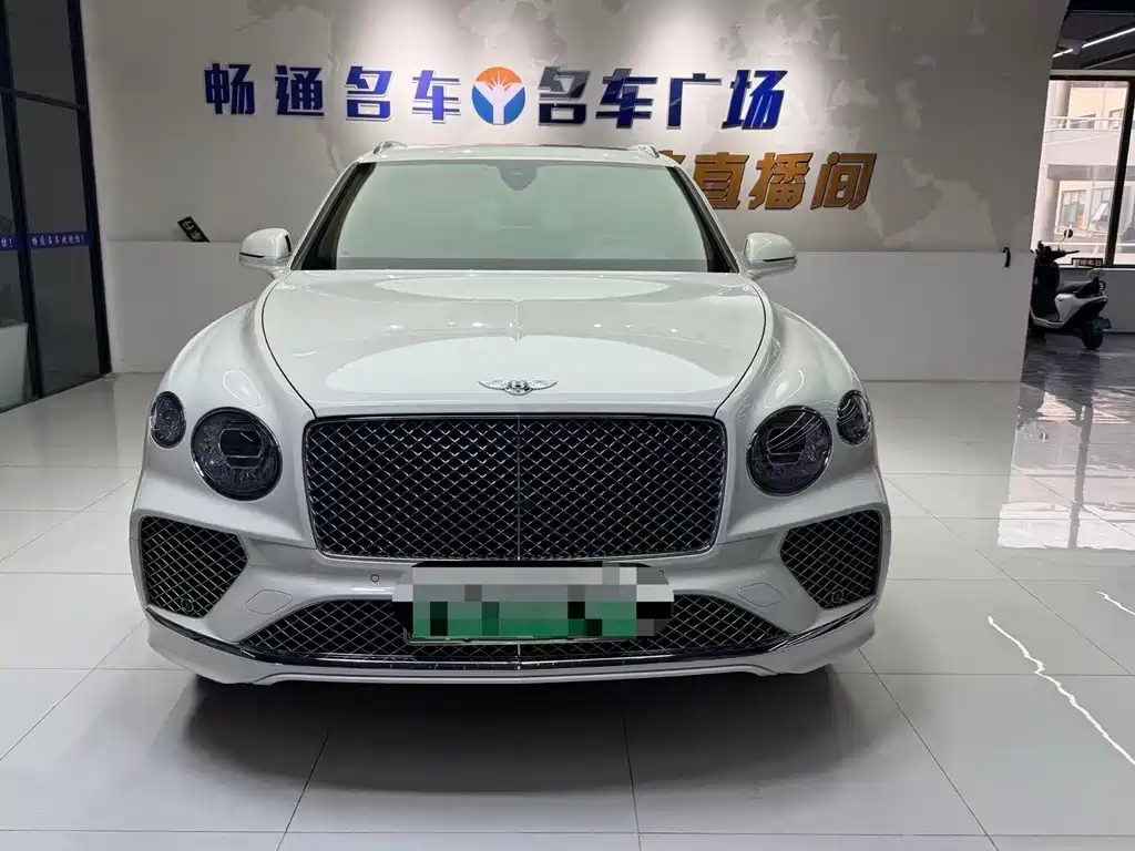 Bentayga plug-in hybrid 2021 3.0T PHEV купить на сайте DeffCars