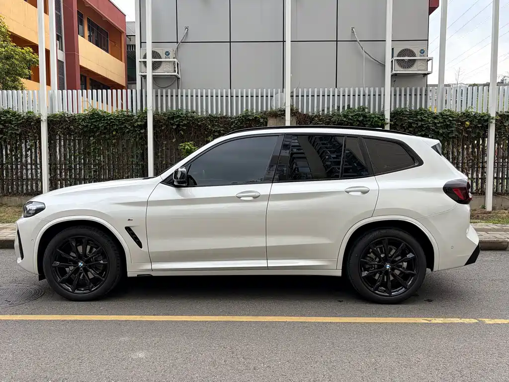BMW X3 2023 xDrive30i Exclusive M Night Package купить на сайте DeffCars