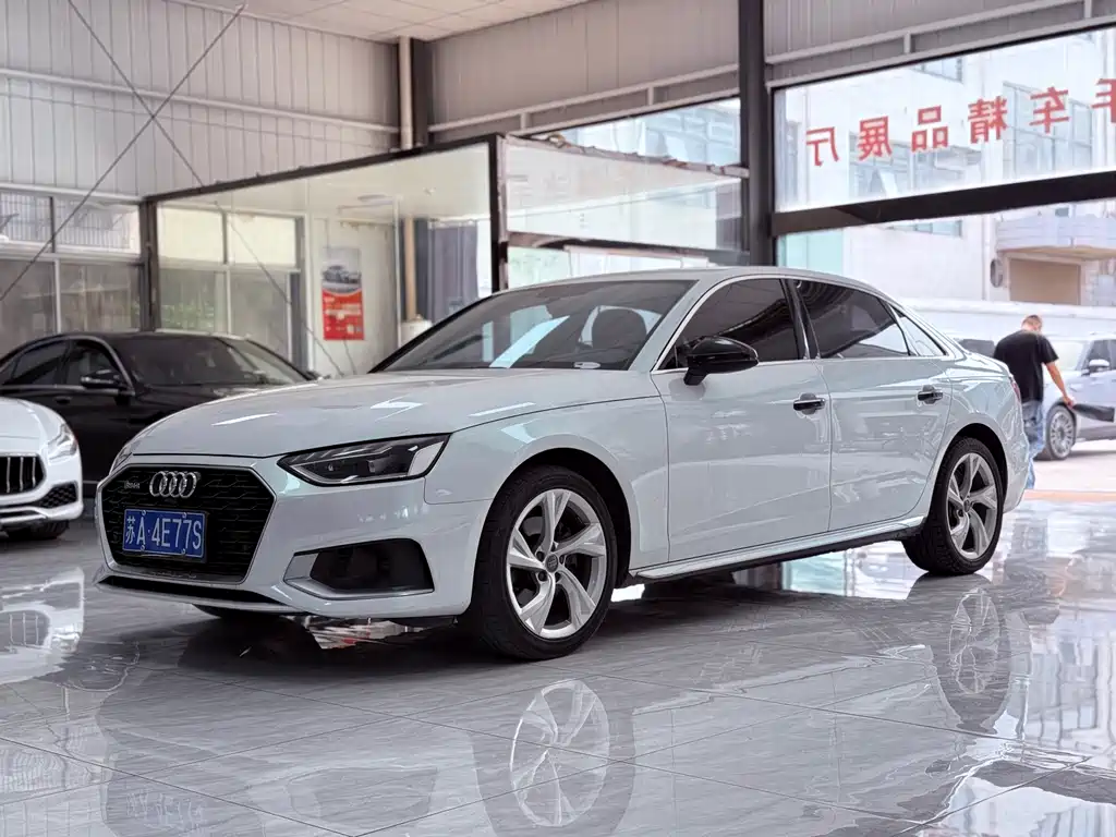 Audi A4L 2020 40 TFSI Fashionable and Elegant купить на сайте DeffCars