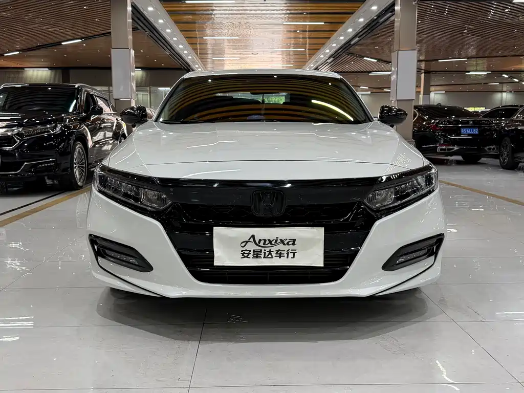 Accord 2018 260TURBO Elite Edition National V купить на сайте DeffCars