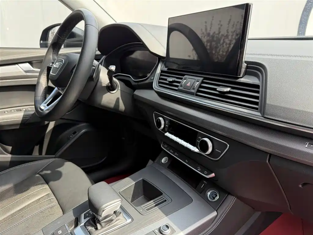 Audi Q5L 2022 40T Fashionable and Elegant Model купить на сайте DeffCars