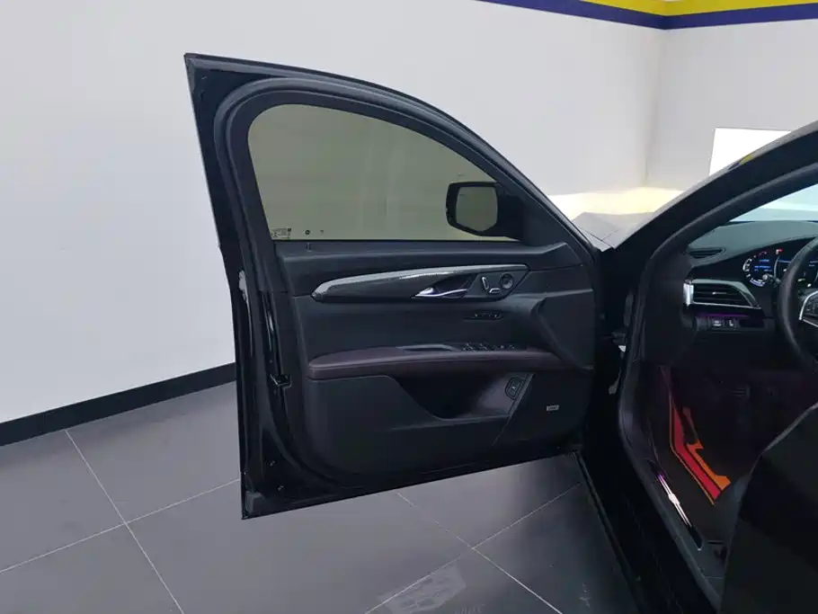 Cadillac CT6 2022 28T Premier Edition купить на сайте DeffCars