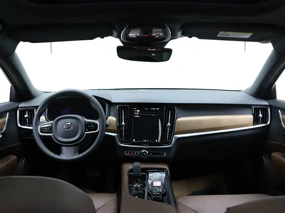 Volvo S90 2024 B5 Zhiyi Luxury Edition купить на сайте DeffCars