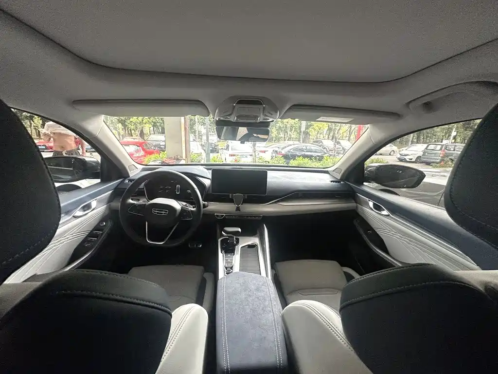 Xingrui 2023 2.0TD Premium Model купить на сайте DeffCars