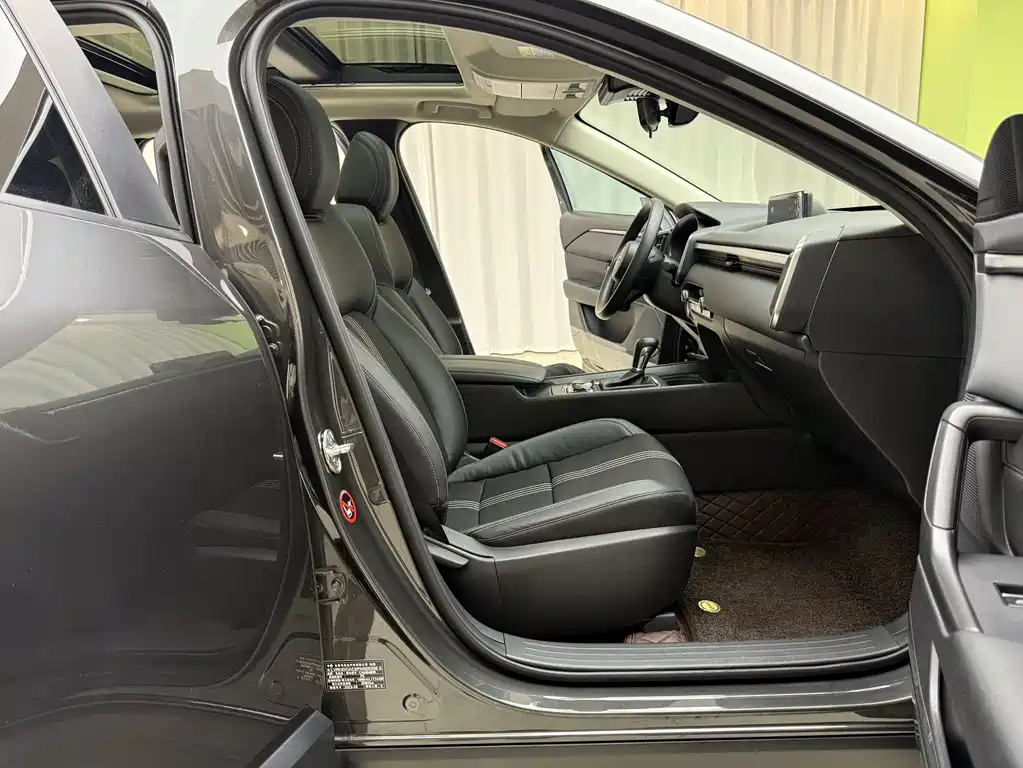 Mazda CX-50 2023 2.0L Leading Edition купить на сайте DeffCars