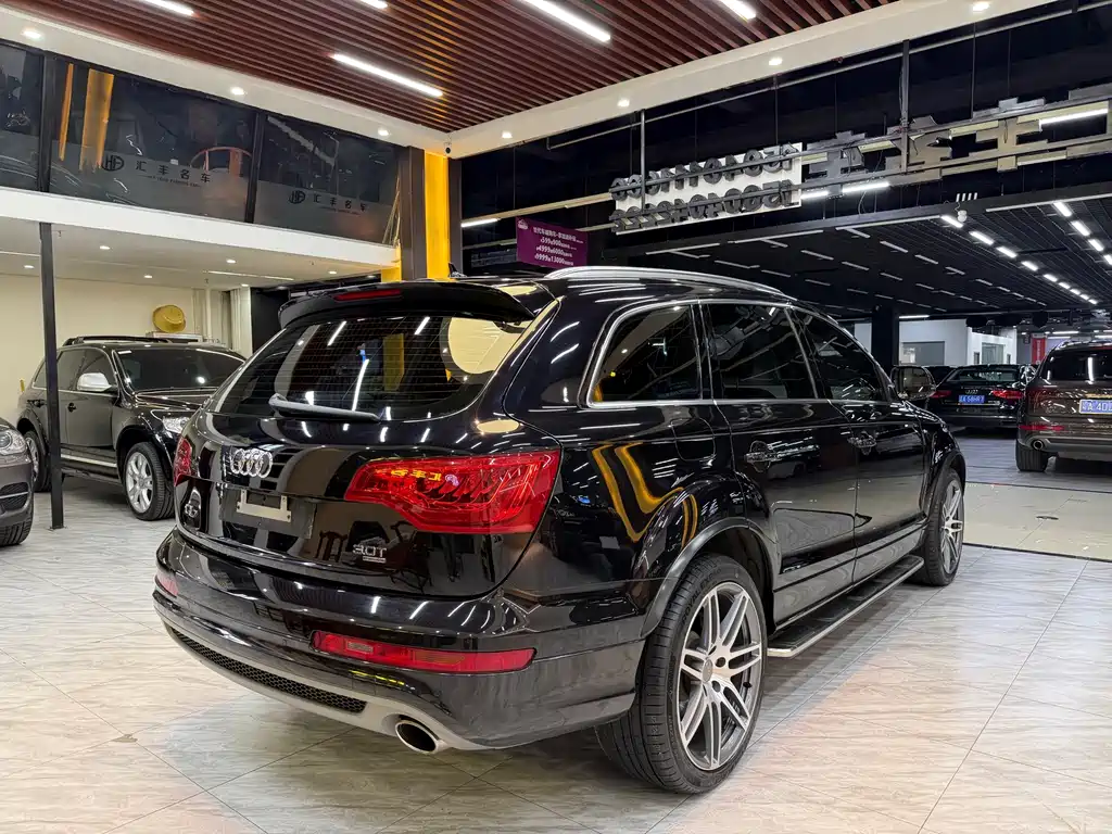 Audi Q7 2011 3.0 TFSI exclusive 200kW купить на сайте DeffCars