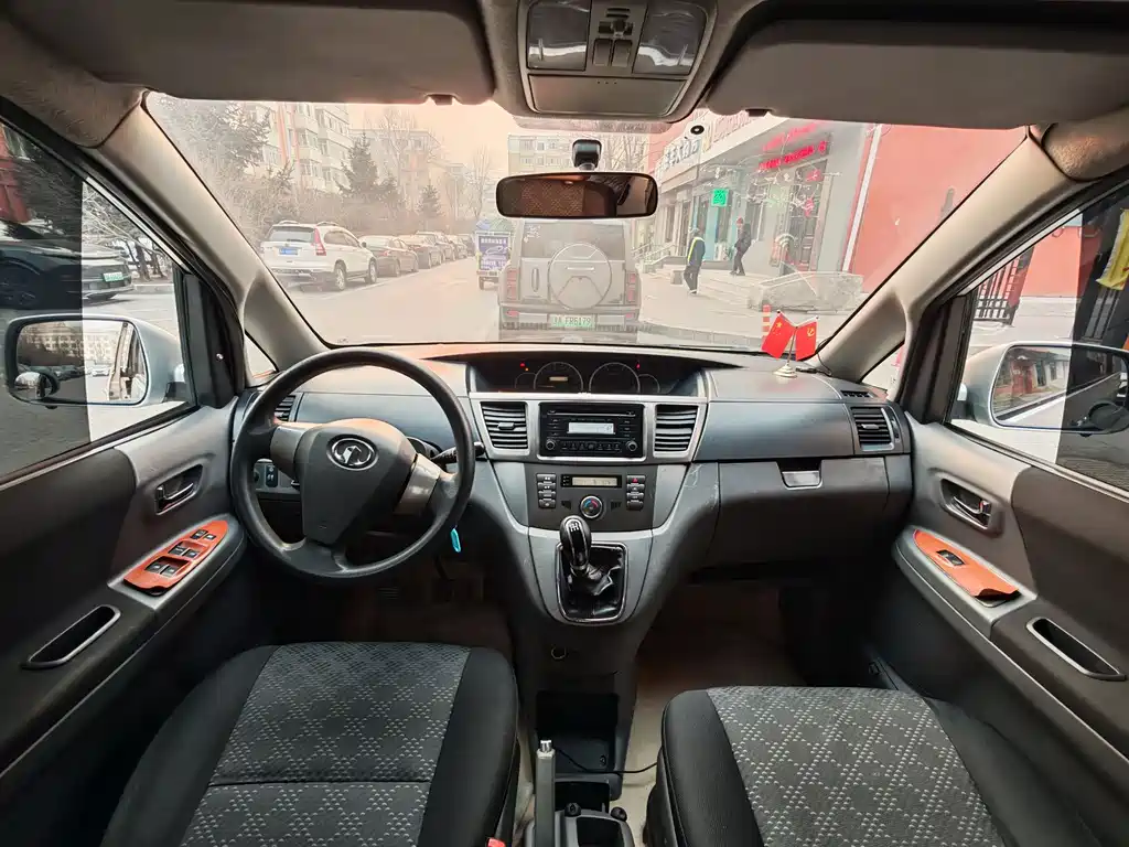 Great Wall V80 2011 2.0L manual practical model купить на сайте DeffCars