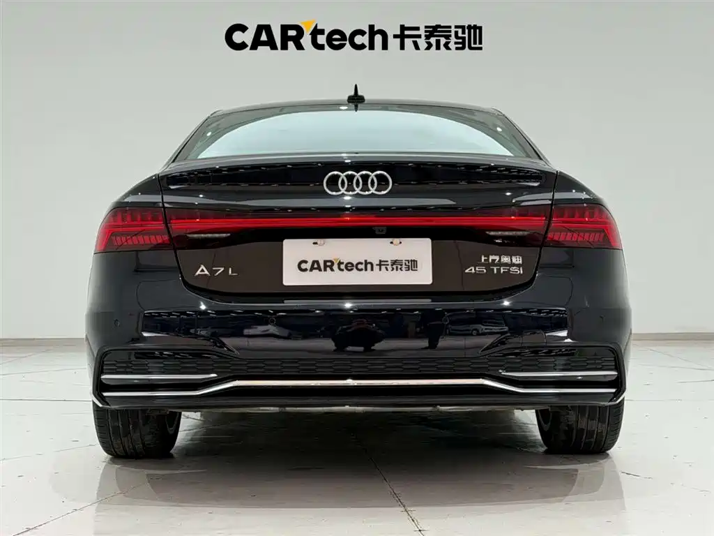 Audi A7L 2024 45TFSI S-line Dream Building Liquid Crystal Package купить на сайте DeffCars