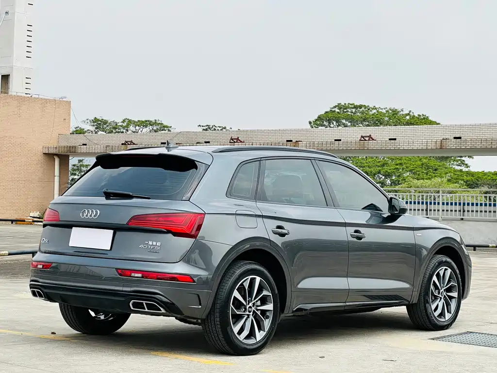 Audi Q5L 2023 40T luxury and dynamic model купить на сайте DeffCars