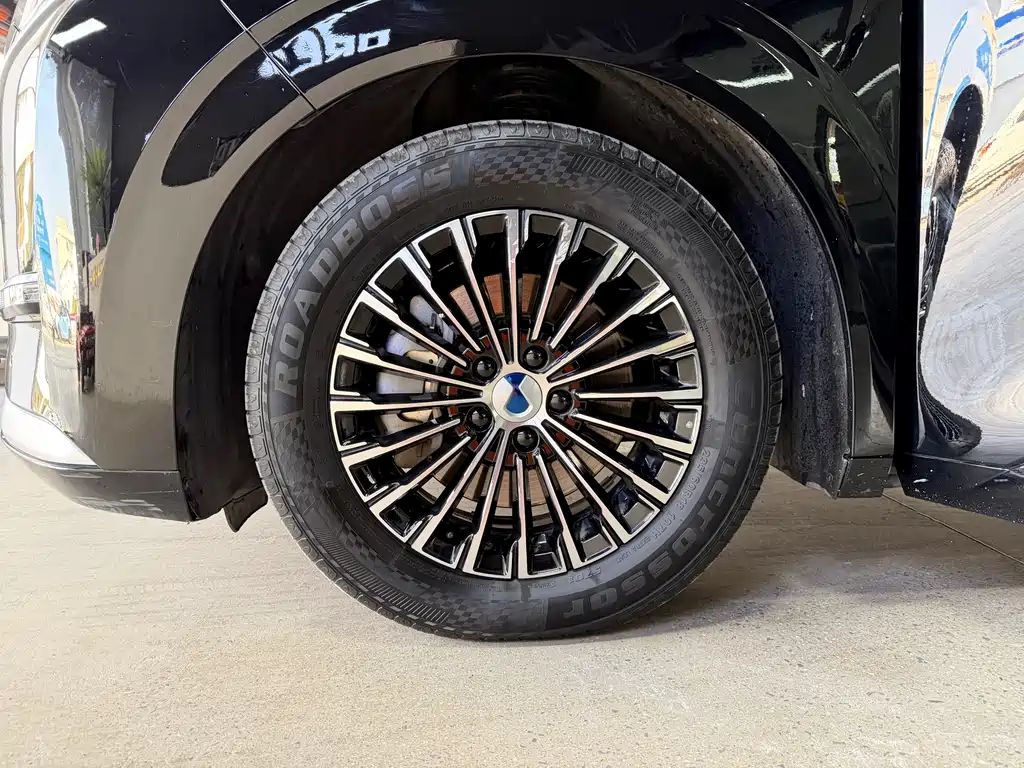 Denza D9 2022 DM-i 1040 Premium Type купить на сайте DeffCars