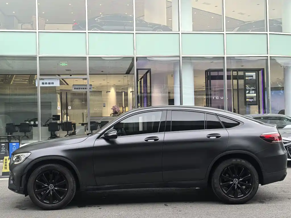 Mercedes-Benz GLC Coupe 2021 GLC 260 4MATIC Coupe SUV купить на сайте DeffCars